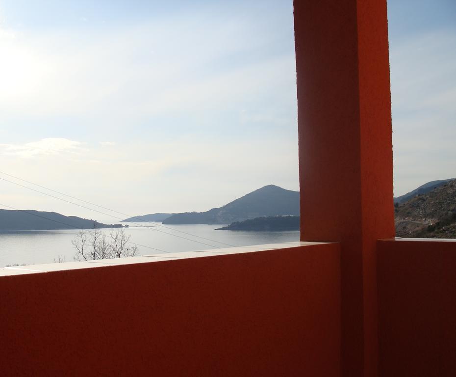 Apartments Danilo Kazanegra Sveti Stefan Chambre photo